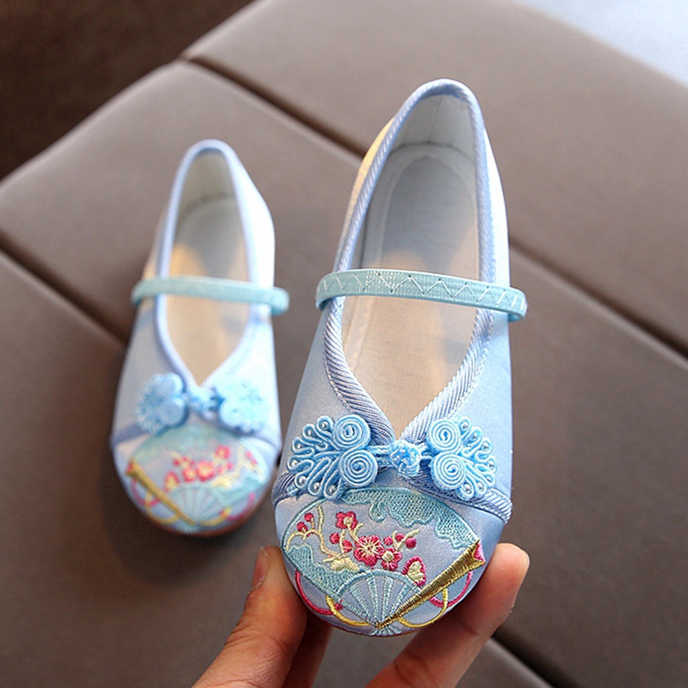 Giày búp bê mềm thêu hoa bằng vải xinh xắn dành cho bé gái