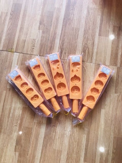 KHUÔN BÁNH THỤC LINH 4 BÁNH