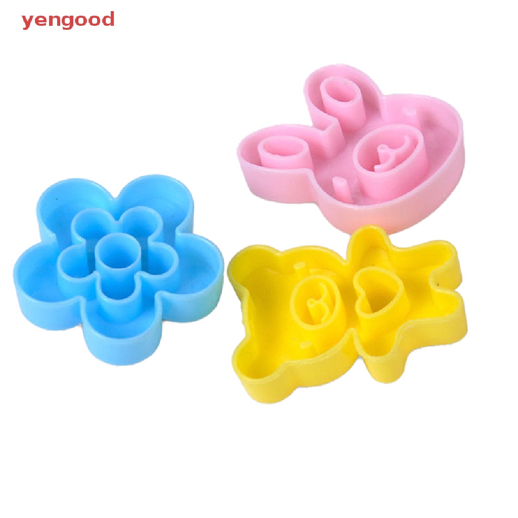 Set 3 Khuôn Làm Bánh Sandwich Hình Thỏ Gấu Trúc Hoa Đáng Yêu