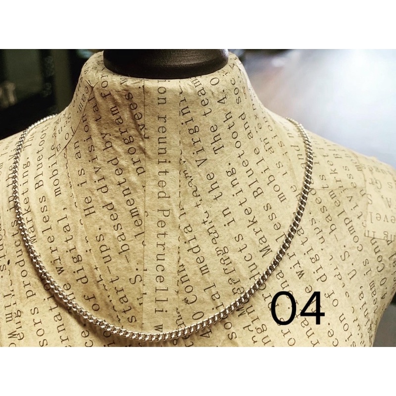 Vòng cổ titan, vòng trơn bé đeo mặt dây chuyền