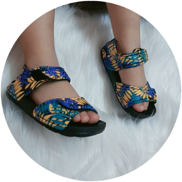 Sandal siêu nhẹ cho bé