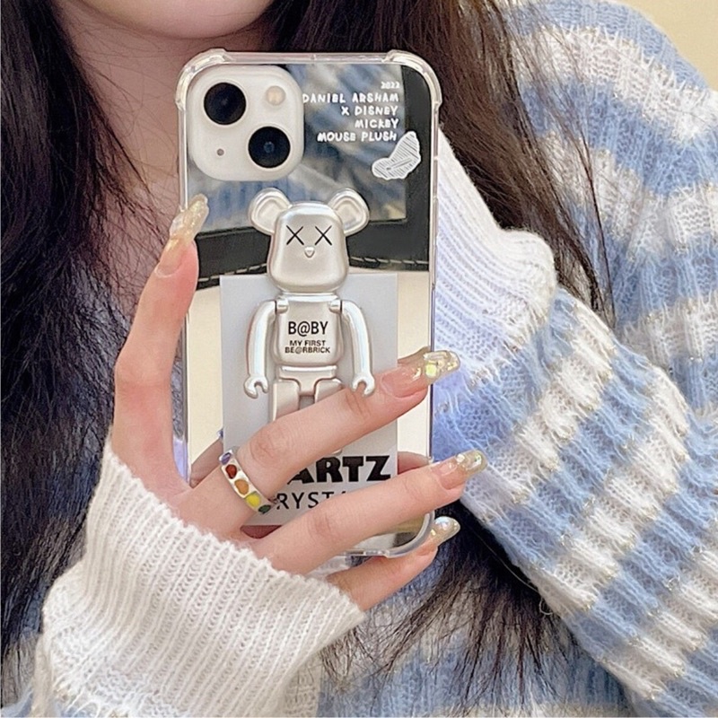 Ốp lưng gương chống sốc Bearbrick kiêm giá đỡ - Ốp lưng điện thoại Iphone gấu Bearbrick 3D nổi cho iphone 6-13Promax