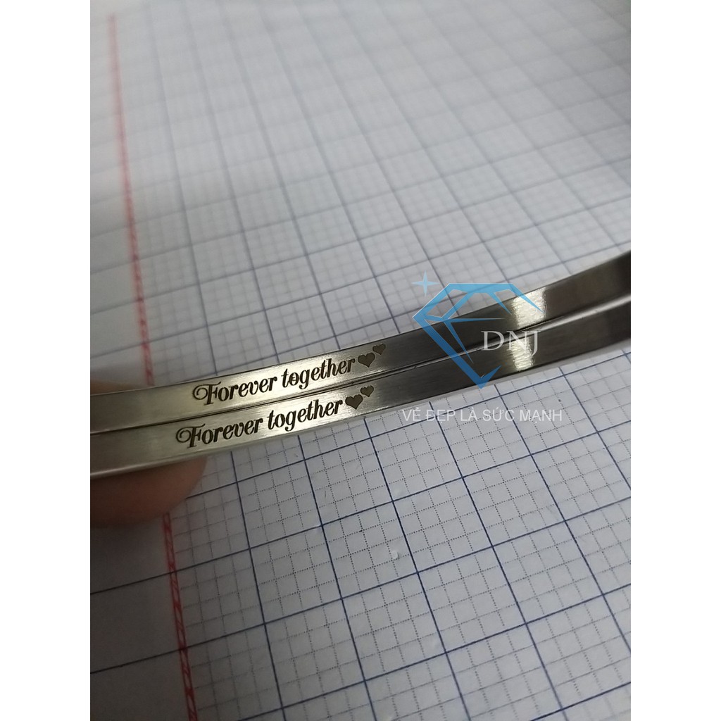 Vòng tay lắc tay nam nữ titan dw v1 - CAM KẾT KHÔNG GỈ, KHÔNG BAY MÀU - BẢO HÀNH 12 THÁNG