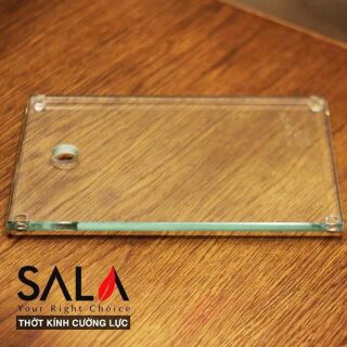 thớt kính cường lực sala