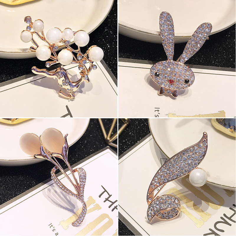 Ghim cài áo phong cách cổ điển sang trọng