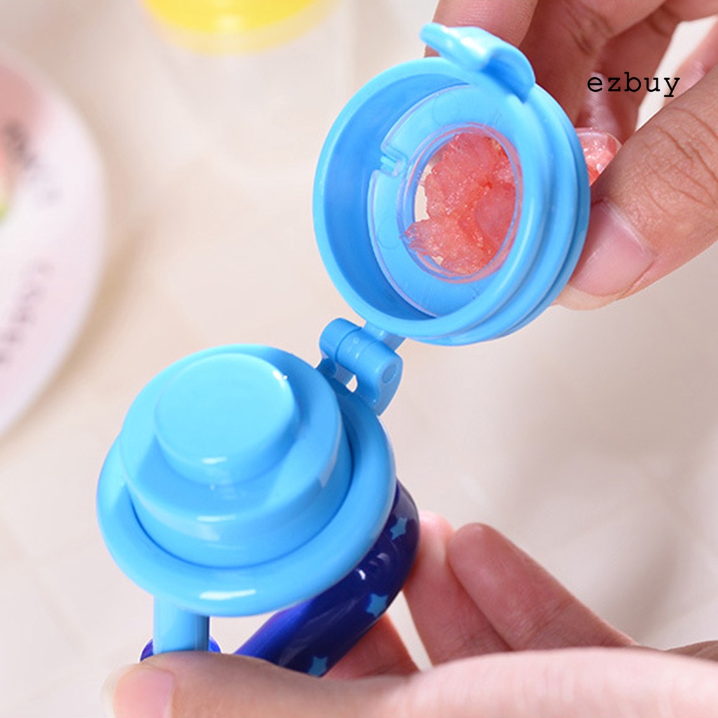 Núm ti silicone cho bé ăn dặm tiện dụng