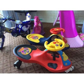 Xe lắc có nhạc Việt Nhật
