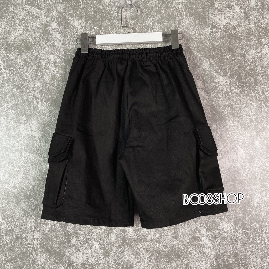 Quần Short KaKi 2 nắp Túi Hộp Màu Đen Basic Unisex