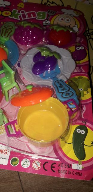 Set đồ chơi Nhà bếp có bộ bàn ghế bằng nhựa rất đẹp 6HA