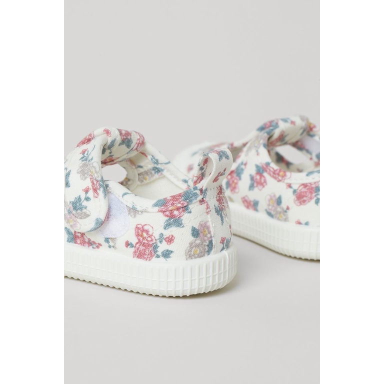 Sandals canvas trắng bé gái HM Auth