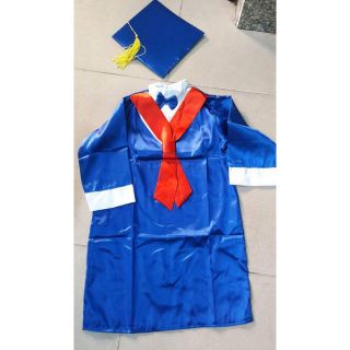 Áo tốt nghiệp mầm non có kèm mũ trẻ dưới 7 tuổi