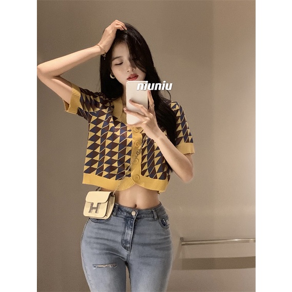 QKOOLE  Áo khoác cardigan dáng rộng có nút cài phong cách retro Hàn Quốc thời trang cho nữ