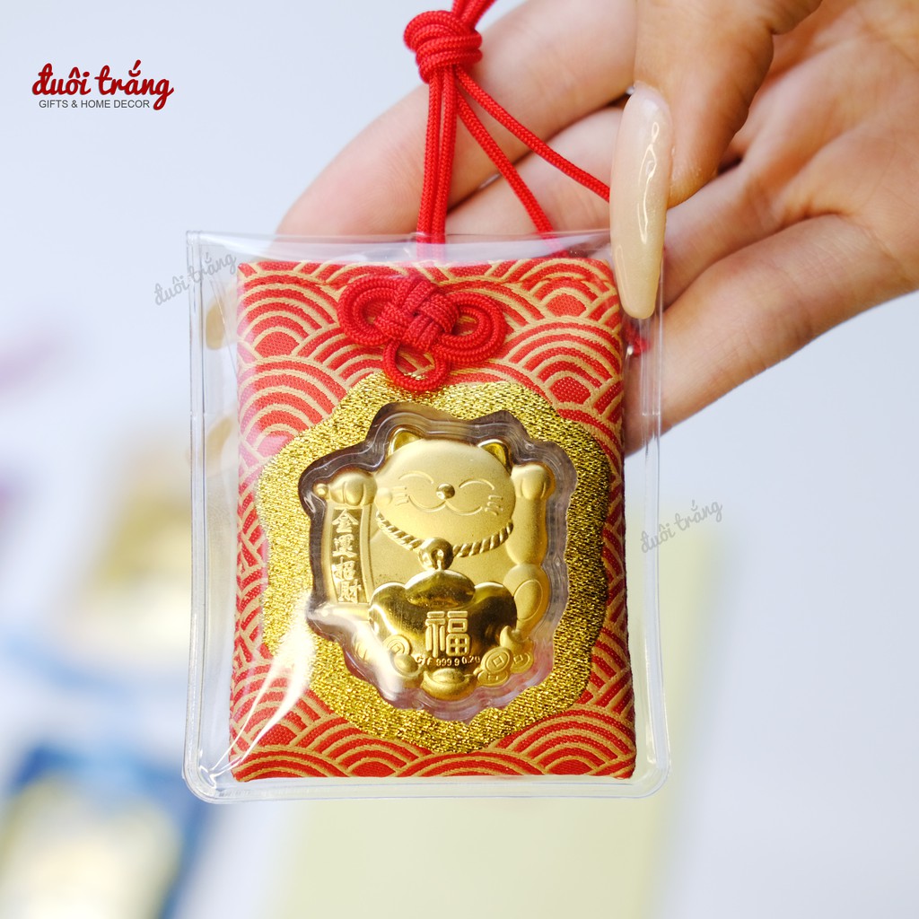 Túi phước Omamori Mèo Thần tài Vàng Chow Tai Fook - các màu