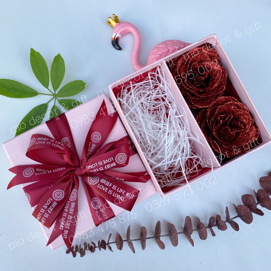 Hộp Dài Hoa Nhũ Đựng Son, Đựng Quà Kích thước 13,5cm x 13,5cm x 7cm - MƠDECOR