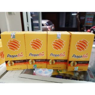 Xịt họng keo ong PropoBee