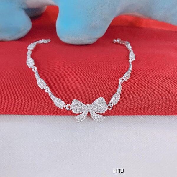Lắc tay nơ gắn đá siêu xinh LINH MIU SILVER
