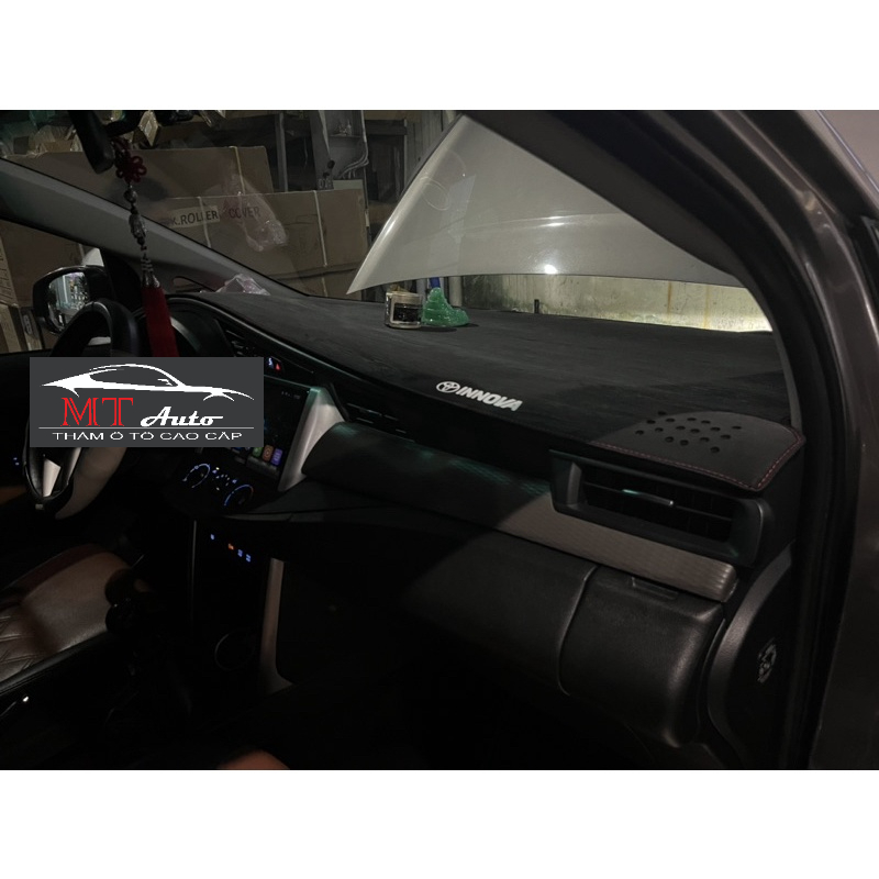Thảm Taplo Toyota INNOVA 2017 - 2022