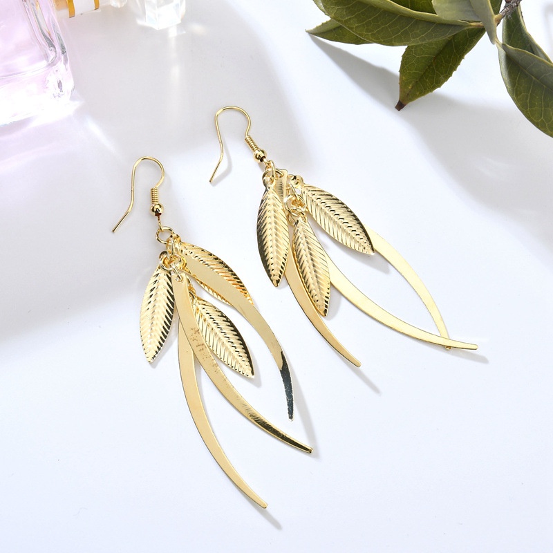 Bông Tai Hợp Kim Dáng Dài Hình Chiếc Lá Phong Cách Bohemian Đơn Giản Thời Trang Cho Nữ PD429