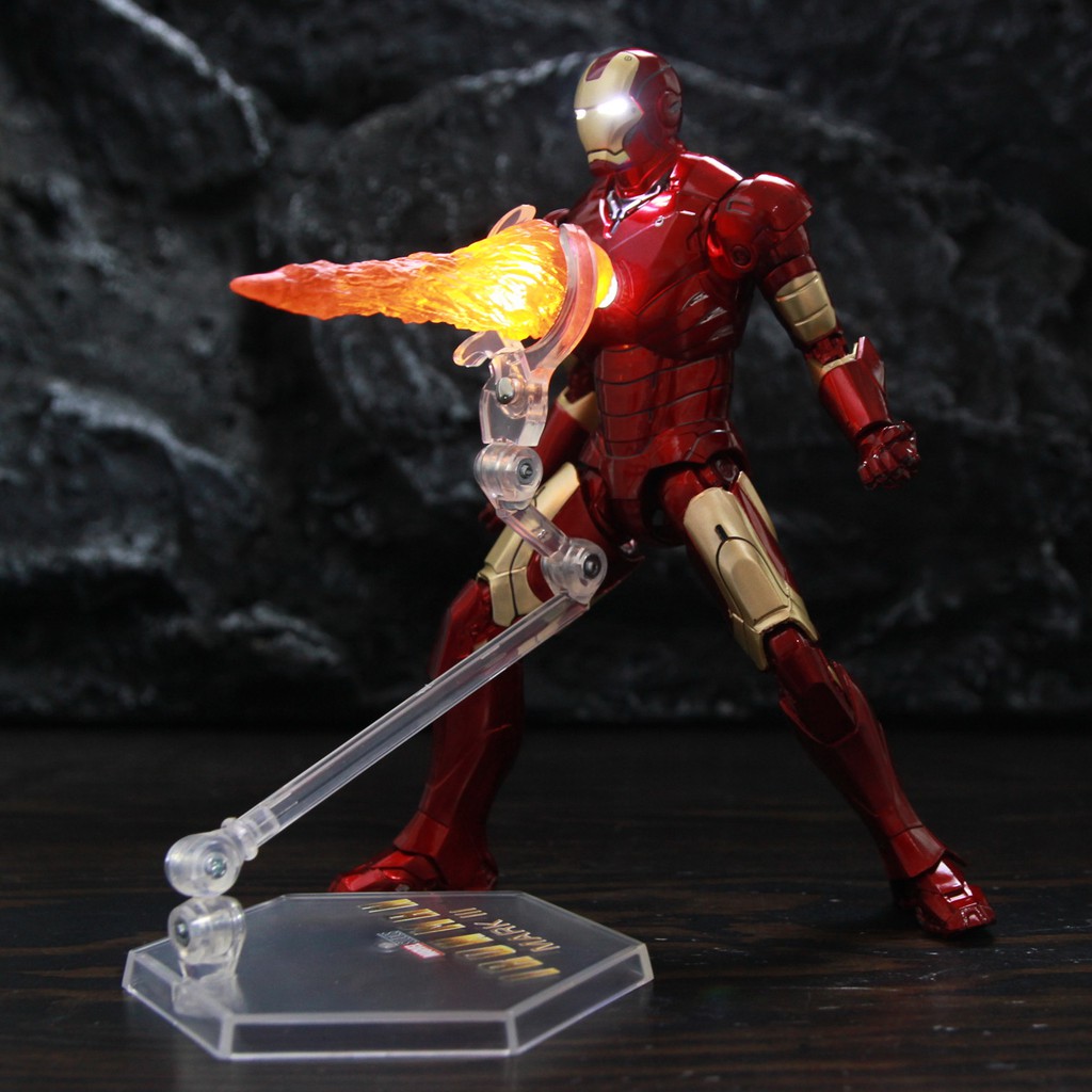 Mô hình nhân vật Iron Man MK3 có đèn LED cổng USB