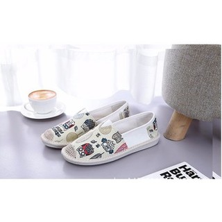 BỆT CÚ MÈO DỄ THƯƠNG