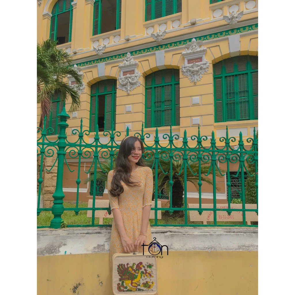 Set áo dài nữ Ton.Clothing kiểu truyền thống cổ tròn tay lỡ vải mịn mát họa dễ thương xinh xắn màu hoa nhí vàng AOD001