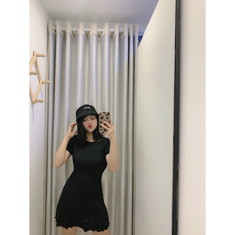 ĐẦM THUN ĐEN CỔ TRÒN 0812 | BigBuy360 - bigbuy360.vn