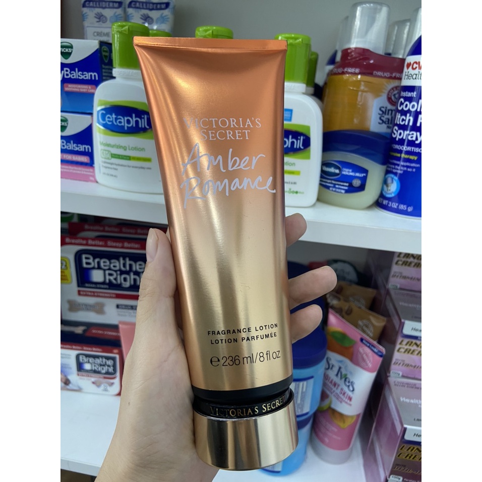 Sữa Dưỡng Thể Victoria’s Secret Amber Romance 236ml