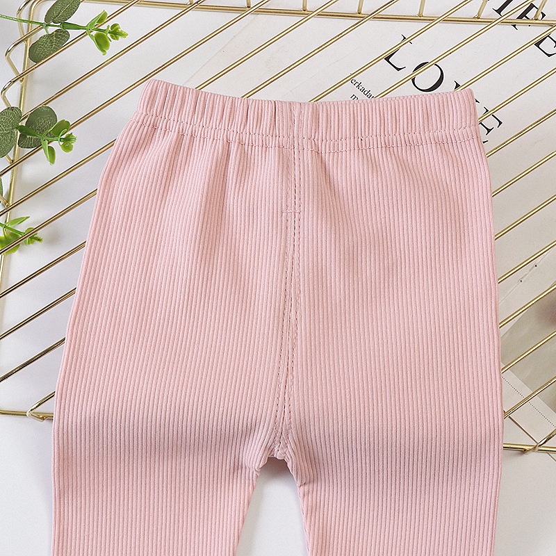 Quần legging  bé gái đính gấu size 6-16kg QD03