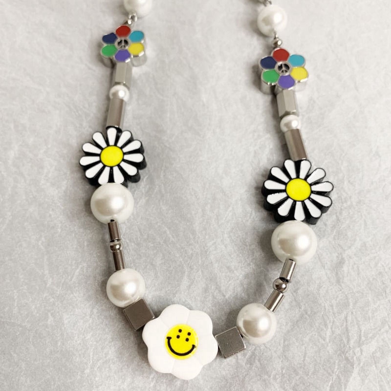 Dây chuyền mặt hình hoa cúc đính ngọc trai giả phong cách hiphop