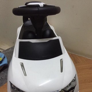 XE Ô TÔ CHÒI CHÂN CHO BÉ AUDI