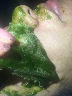 Lột mụn trà xanh