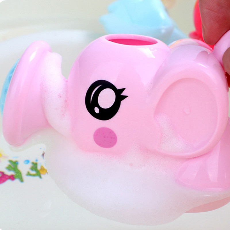 Bình tưới nước hình con voi dễ thương cho bé chơi khi tắm