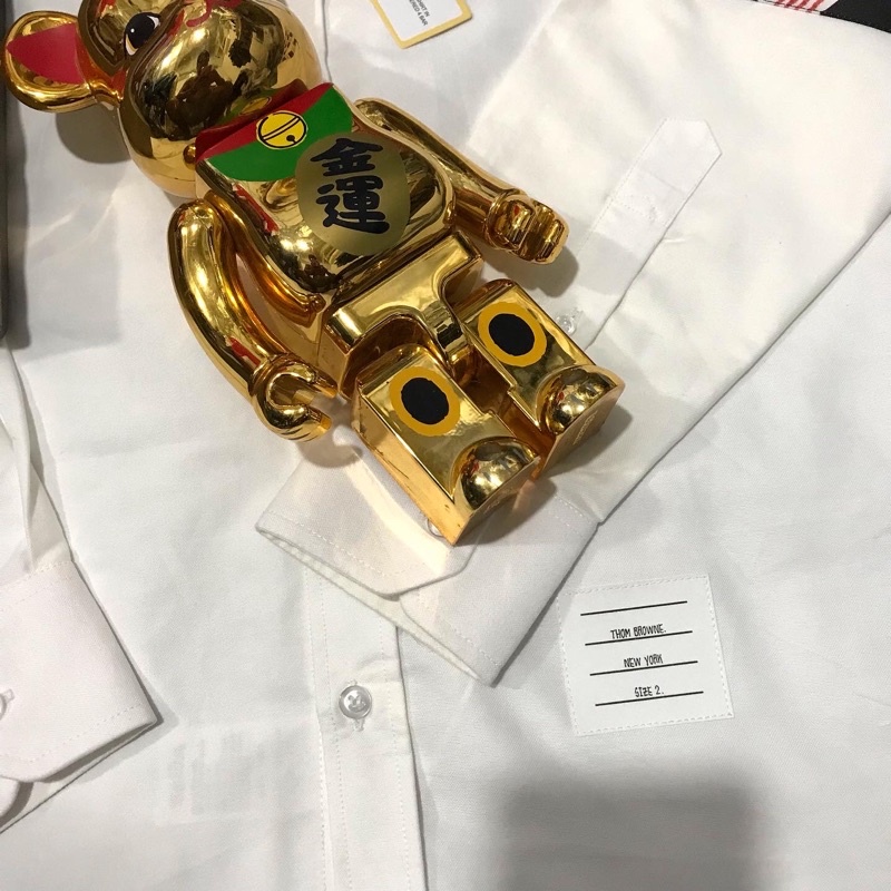 Áo sơ mi thom browne cao cấp, trắng, vải oxford dày, 4 sọc đỏ đen