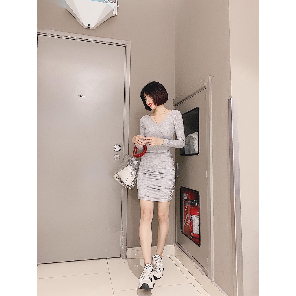 Đầm Body Tay Dài Hở Lưng Tinh Tế Mẫu Mới