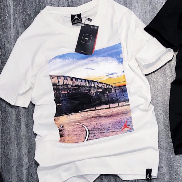 Áo thun Jodan trắng