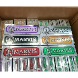Kem đánh răng quý tộc Marvis Whitening Mint Toothpaste 85ml