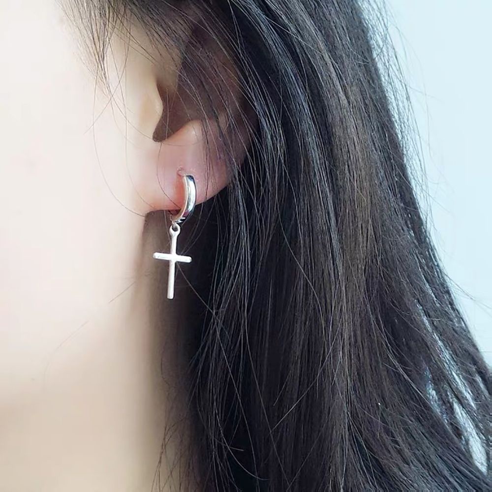 Khuyên kẹp vành tai bằng thép không gỉ hình chữ thập phong cách gothic thời trang cho nam và nữ