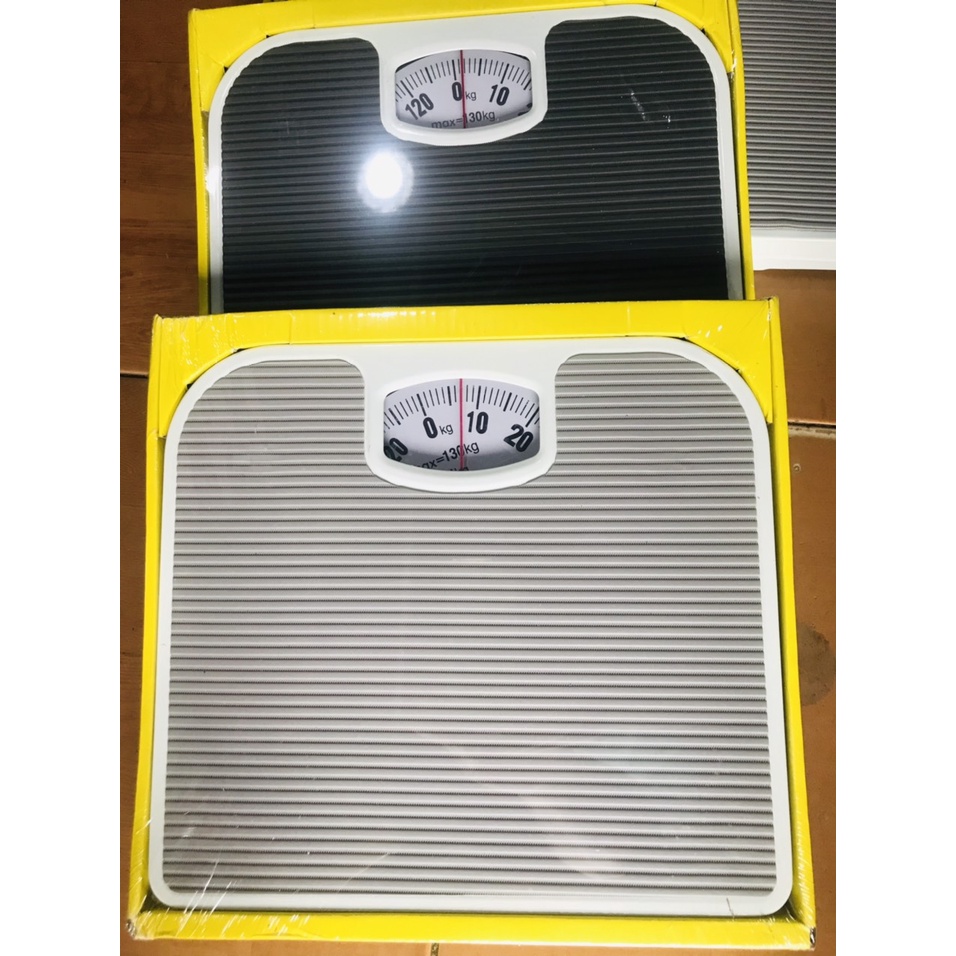 cân sức khỏe cơ học cân tối đa 130kg bề mặt chống trơn trượt