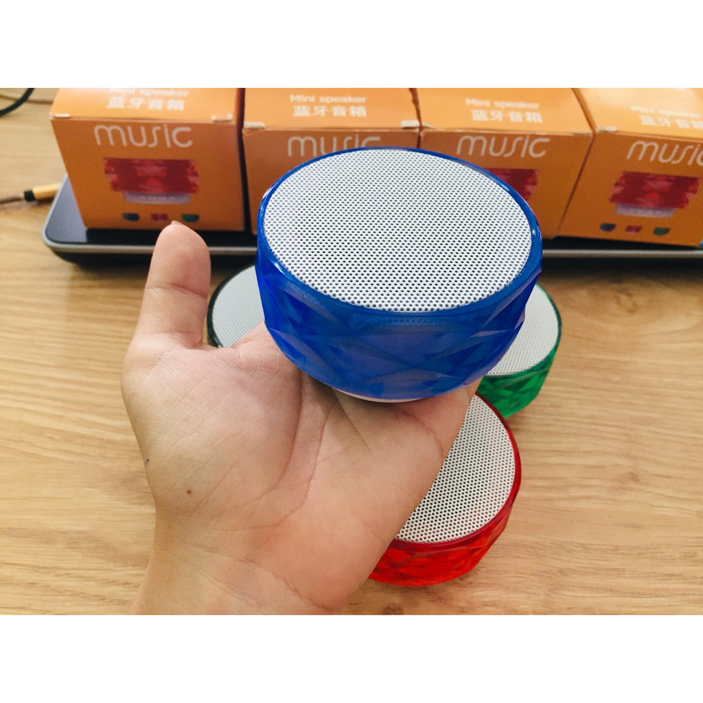 Kết quả hình ảnh cho Loa bluetooth mini kim cương có led A66