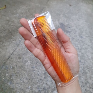 Combo 2 cái Lược bỏ bóp màu nâu trong mini (12-13cm)
