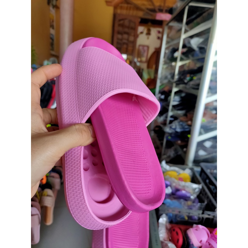 Dép bánh mì nữ quai ngang đế cao 2 lớp chống trơn mẫu hot 2021 năm màu đủ size nhẹ mềm êm
