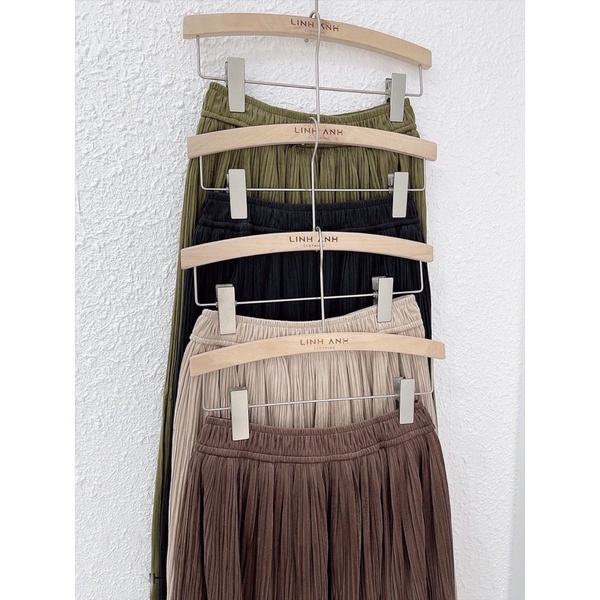 Chân váy nhung dập ly