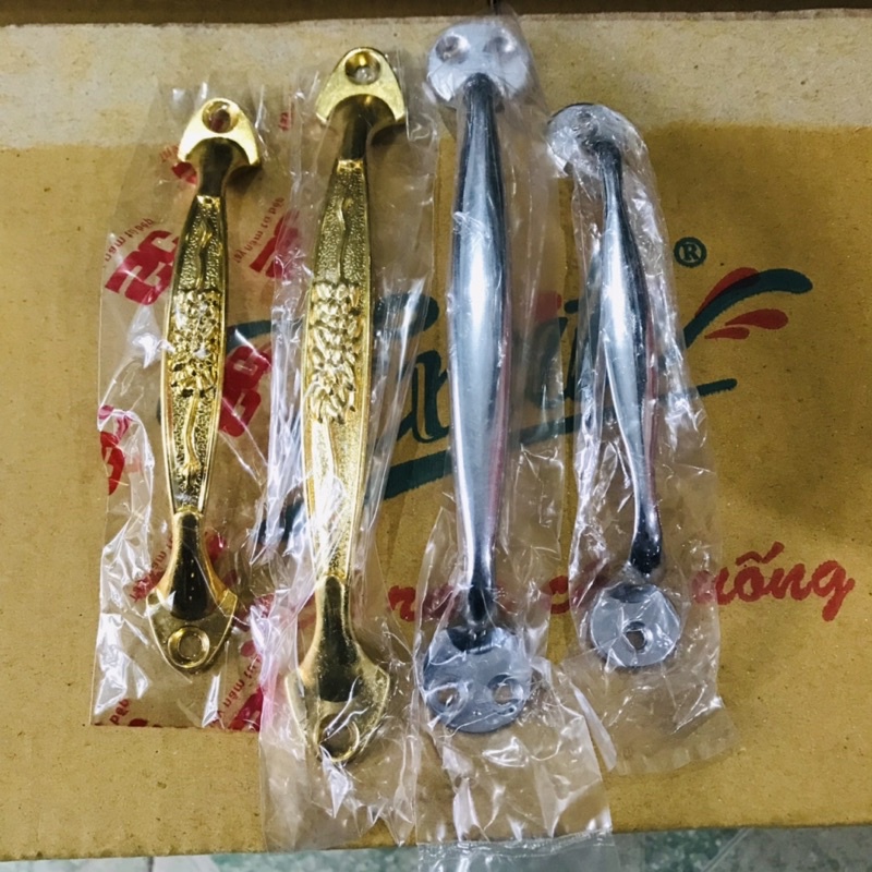 Tay nắm tủ hoa nâu - vàng -đỏ các cỡ giá 1c