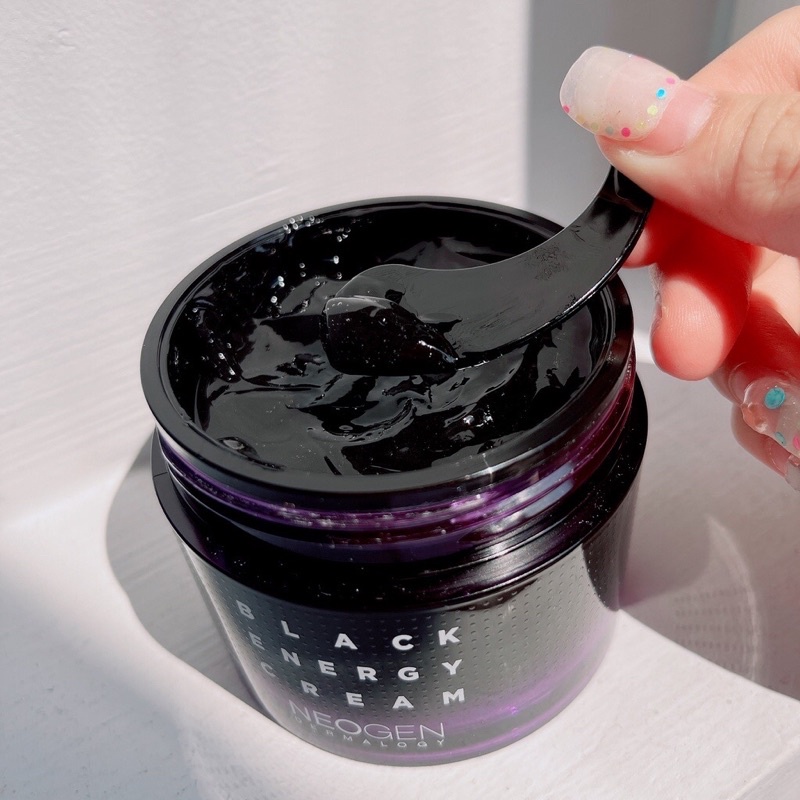 Kem dưỡng cấp ẩm Neogen Black Energy Cream 80ml