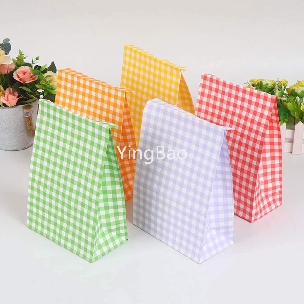 Set 10 Túi Giấy Đựng Bánh Kẹo 23x15x8cm Họa Tiết Sọc Caro Nhiều Màu Trang Trí Giáng Sinh