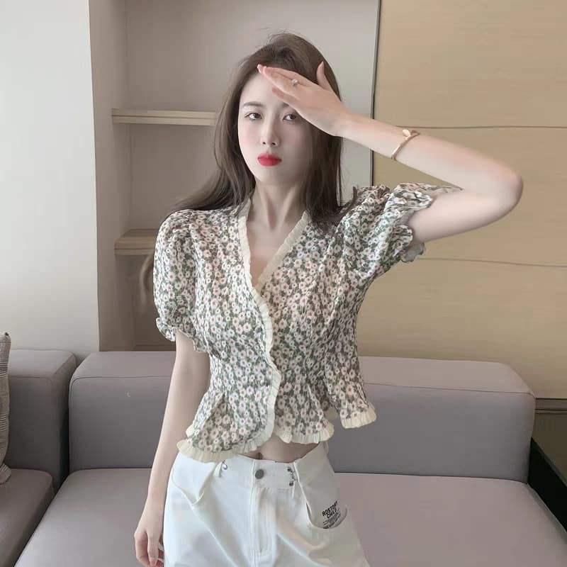 áo thun nữ kiểu dáng sexy