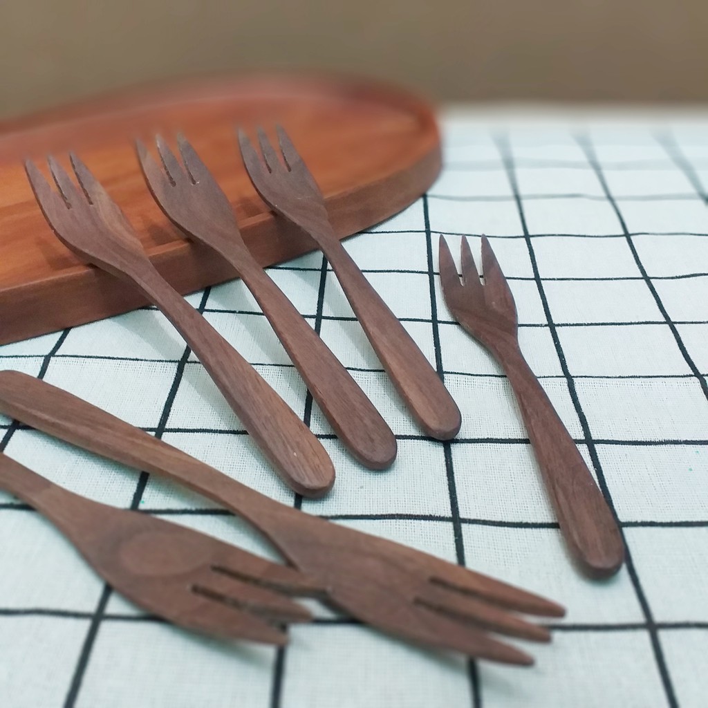 Bộ 4 Dĩa , nĩa vừa 3 chấu gỗ TẦN BÌ/ BEECH/ ÓC CHÓ nhập khẩu cao cấp (17,5cmx2,5cm)