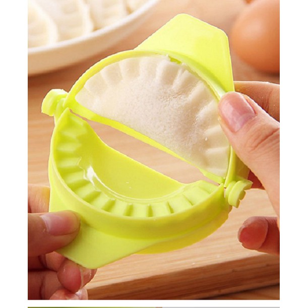 Khuôn Làm Bánh Gối , Bột Lọc, Sủi Cảo, Há Cảo - Dụng Cụ Làm Bánh Bao Tiện Lợi.