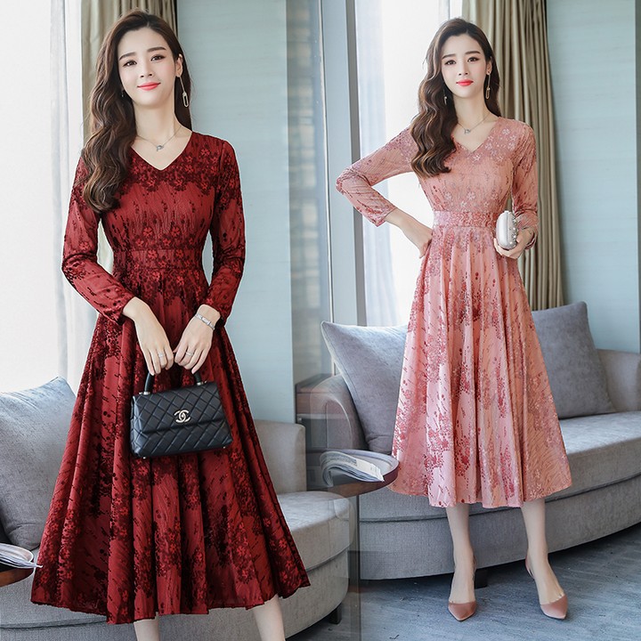 Đầm ren dáng dài xòe qua gối DR001
