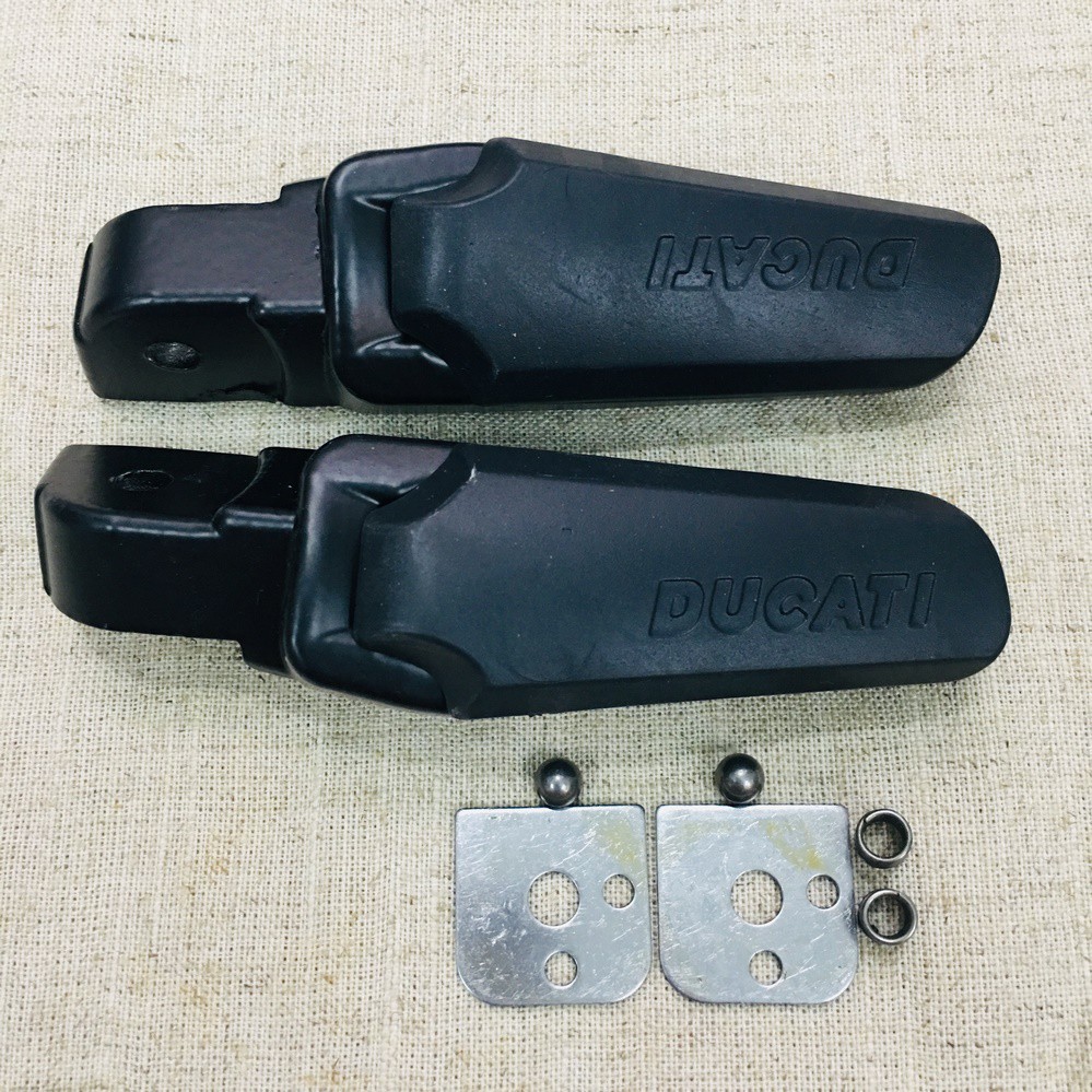 Gác chân DUCATI gắn gác chân sau cho các dòng yamaha, honda xe nào củng được